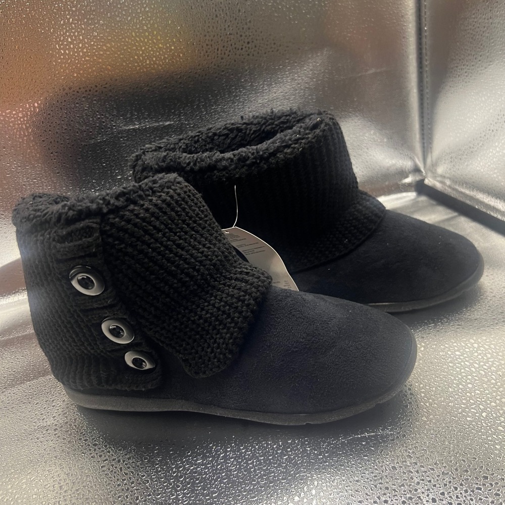 Black Faux Suede Knit Cuff Ankle Boots with Faux Fur Lining Size M 7-8